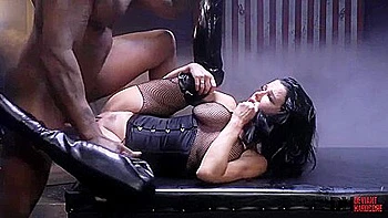 anal-squirt,titsjob,busty-milf,hd,juggs