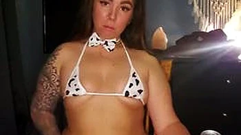 babes,teasing,bbw,big-butt,tits