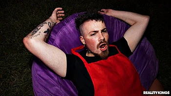 facial,black,bracelets,blowjob,sneakers