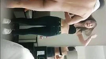 big-butt,deep-throat,peeing,asian,solo