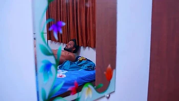 indian,booty-shake,chubby,booty,indian-amateur