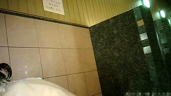 amateur,asian,bathroom