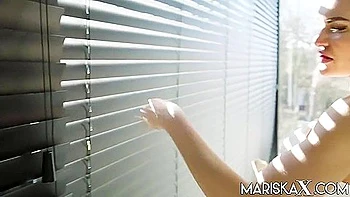 fingering,busty-milf,anal,dick,cumshot