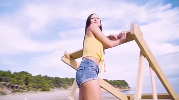 blowjobs,big-cock,outdoor,small-tits,hardcore