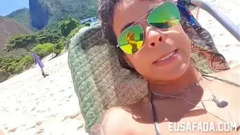 big-pussy,praia,publico,real,brazilian