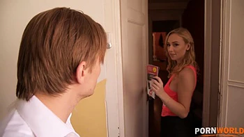 blonde,teens,couple,rimming,outdoor