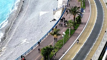 lingerie,hairy,milf,french,big-tits