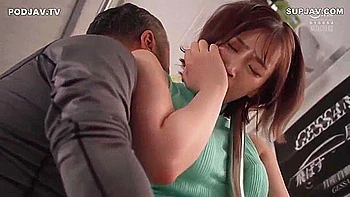 teens,huge-tits,brunette,busty,japanese