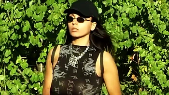 vintage,stripping,boobs,hd,big-tits