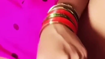 phone,indian,desi,solo-female,solo