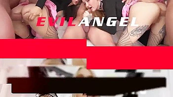 busty,huge-tits,big-tits,3some,knockers