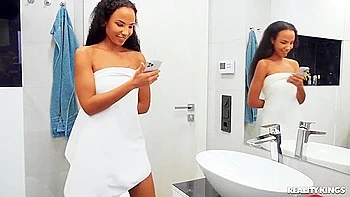 european,black,slim,ebony,reality