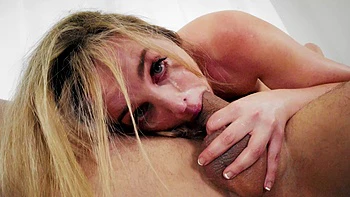 spread-legs,ball-licking,milf,blowjob,masturbation