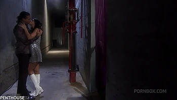 american,big-tits,brunette,threesome,pornstar