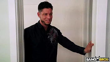 brunette,big-tits,maid,facial