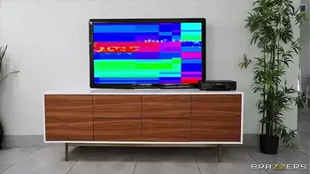 facial,indoors,athletic,latina,body-suit