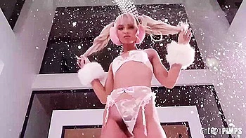 jerking,sologirl,masturbating,hirsute,solo-female