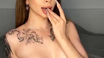 fingering,big-tits,big-butt,dildo,beauty