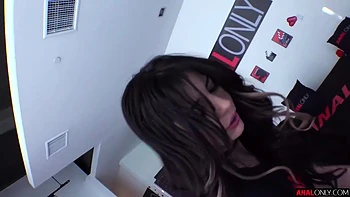 anal-fuck,brunette,teens,hd,assfucking