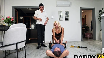 cowgirl,fuck-my-wife,missionary,blondes,long-hair