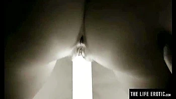 teen-18,european,fingering,solo,fingering-orgasm