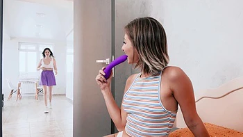 natural-tits,panties,shaved-pussy,lesbian,fingering