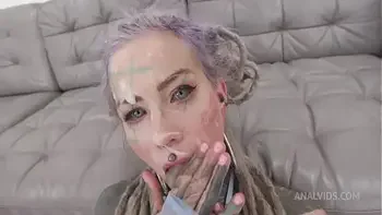 deep-throat,balls-deep-anal,dirty-talk,skinny,heavily-tattooed