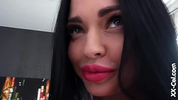 milf,juggs,solo,knockers,big-tits