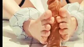 beauty,asian,sex-toys,feet,cumshot