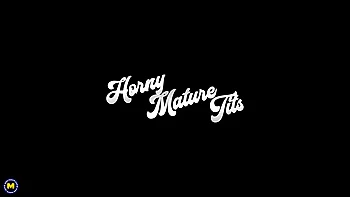 milf,mature,toys,masturbation,maturenl