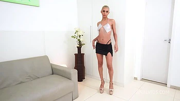 couple,blowjob,latina,anal