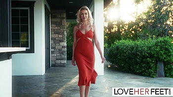 shaved,big-ass,high-heels,big-tits,lesbian