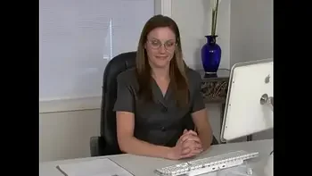 female-female-spanking,spanking,female-spanking,ass-fetish,lesbian-domination