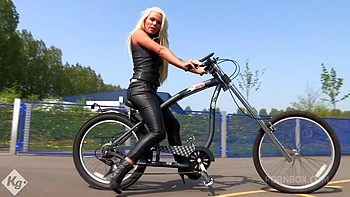 pornstar,lingerie,blonde