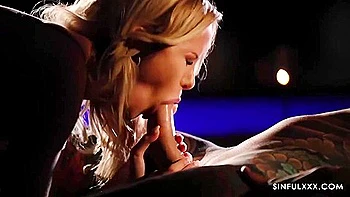 milf,melons,stockings,boobs,milf-big-ass