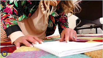 skinny,blonde-milf,edging,bubble-butt,caught-masturbating