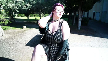 lesbian,tattoo,milf,amateur,big-tits