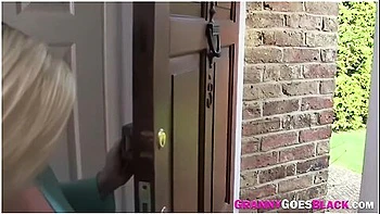 blowjob,fingering,hd,milf,hardcore