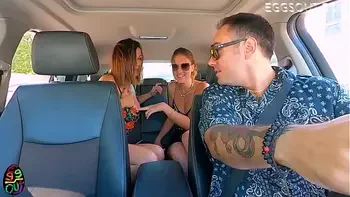 amateur,threesome,anal-squirt,amatoriale-italiano,dialoghi-italiano