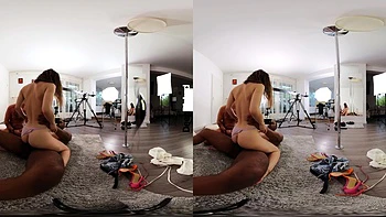 masturbation,brunette,behind-the-scenes,vr-porn,big-cock