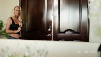 pornstar,mature,big-tits,solo-female,american