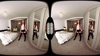 latex,british,vr-porn,foot-fetish,solo-female