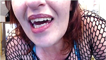 amateur,curvy,teasing,milf,mature