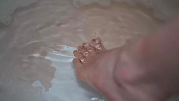 foot-fetish,shower