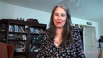 milf,solo-female,auntjudys,brunette,masturbation