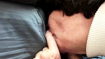 mature,pov,amateur,brunette,blowjob