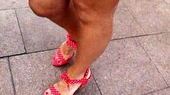 milf,upskirt,amateur,solo,fetish