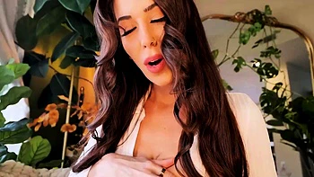 big-boobs,solo,brunette,softcore