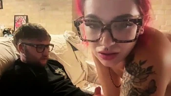 amateur,threesome,babe,webcam,redhead