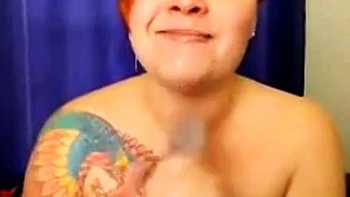 amateur,big-boobs,nipples,webcam,toys